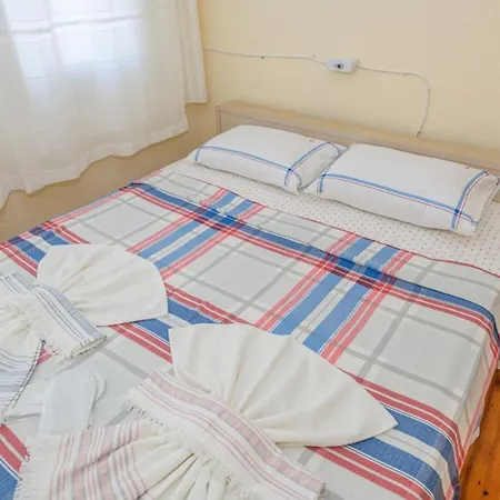 Apartment Lovely With 3 Bedrooms, 1006